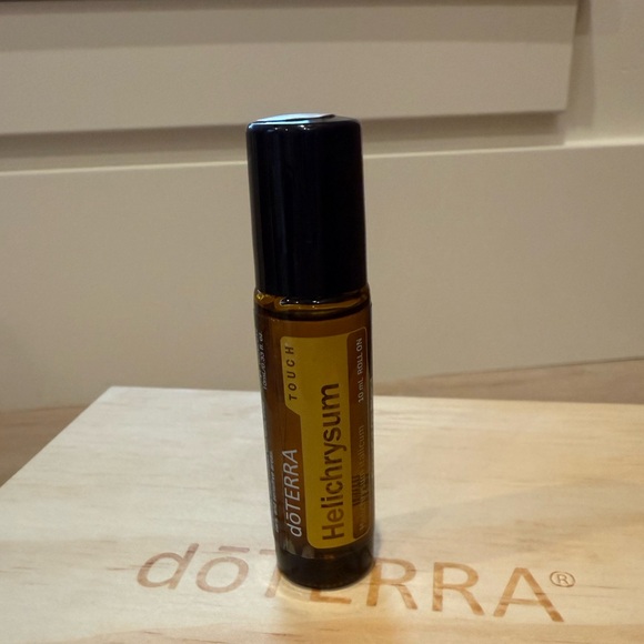 dōTerra Helichrysum Touch Roll-On 10mL - Picture 4 of 5